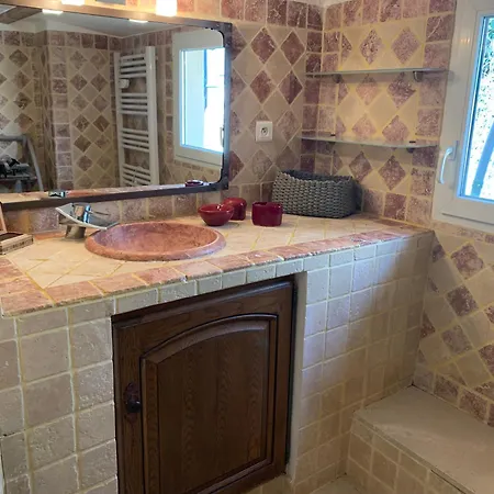 Maison Ici Гримо